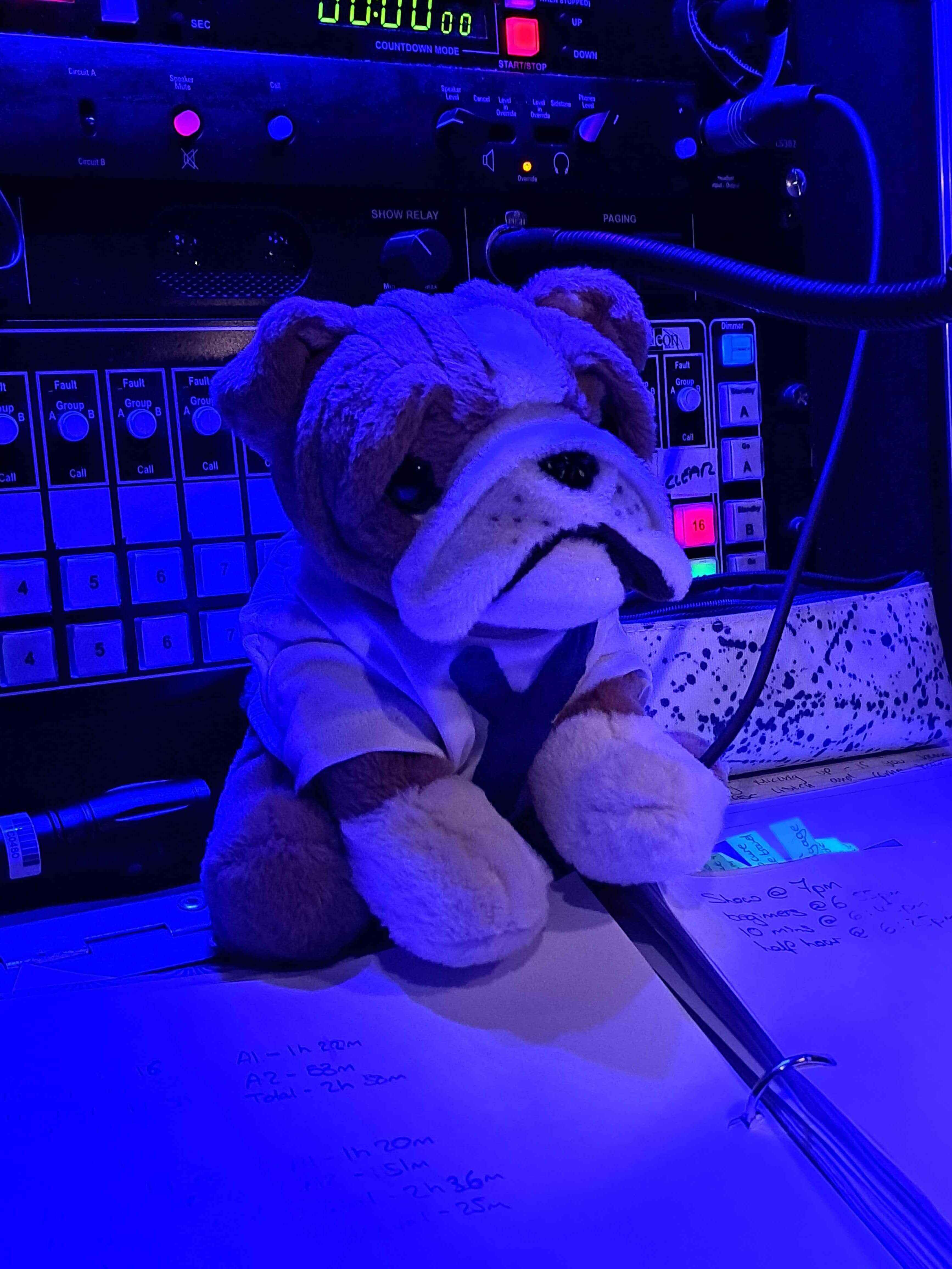 Leli sitting on Connie&#39;s desk during the interval