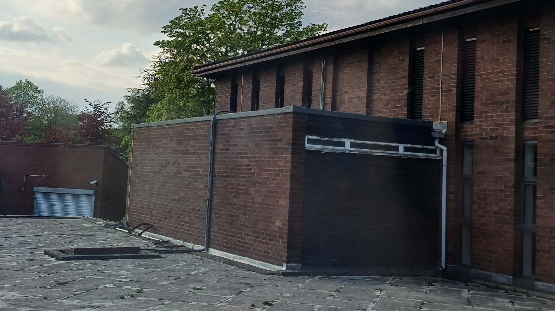 Secret angle of the avon cupboard